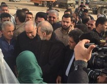 بازدید رئیس مجلس از بیمارستان‌ صحرایی پاسارگاد در مناطق زلزله‌زده
