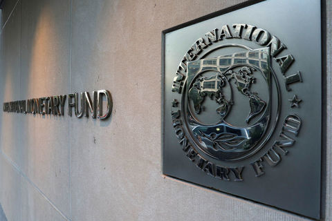 صندوق بین‌المللی پول پیش بینی خود از رشد اقتصادی ایران را کاهش داد