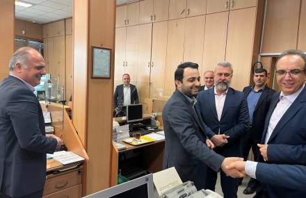 بازدید سرزده مدیرعامل بانک صادرات ایران از روند خدمت‌رسانی شعب بانک